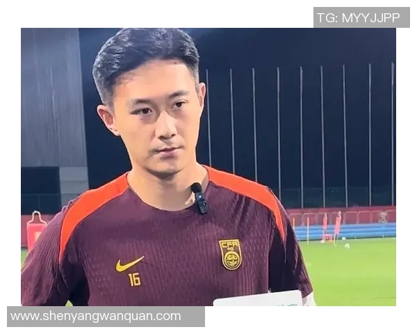 国足面临挑战申花宣布蒋圣龙左肾积血需静养两周