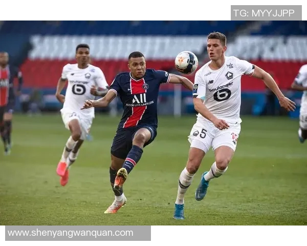 法甲劲旅里昂因拖欠款项遭欧足联和FIFA警告面临降级危机 法甲劲旅里昂因拖欠款项遭欧足联和FIFA警告面临降级危机